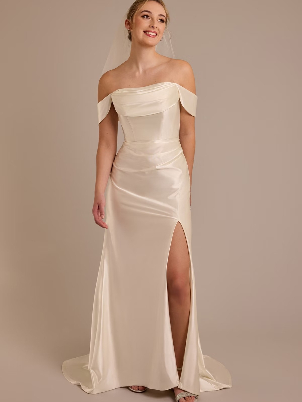 David's Bridal DB Studio
Strapless Sculpting Satin Mermaid Wedding Dress